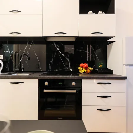 Modern Luxe Haven Apartment Zagreb